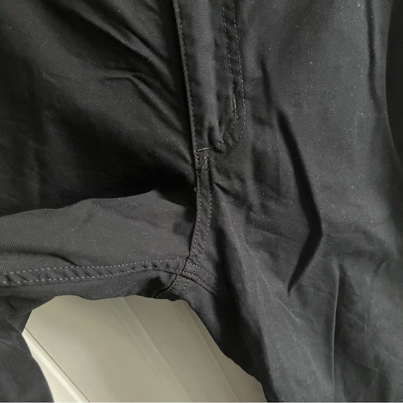 SOLD ‼️ Carhartt Loose fit SZ US 10 tall work pants cargos - Picture 10 of 12